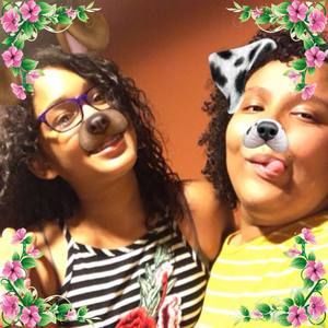 Meet your Posher, Nikolle